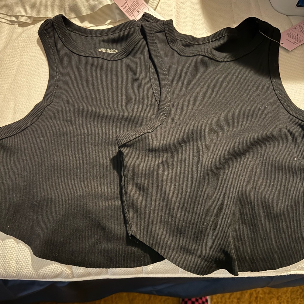 Black Ribbed Crop Tops
